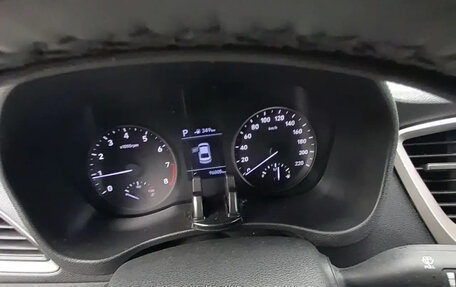 Hyundai Solaris II рестайлинг, 2018 год, 1 300 000 рублей, 6 фотография