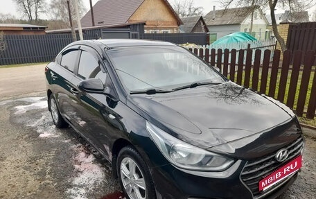 Hyundai Solaris II рестайлинг, 2018 год, 1 300 000 рублей, 2 фотография