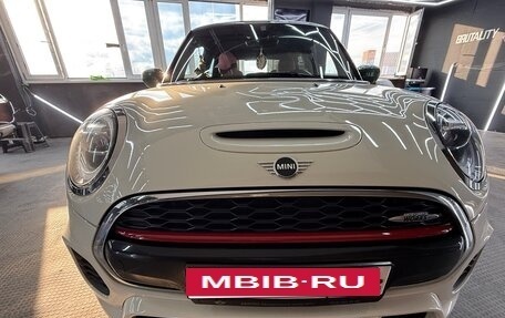 MINI Hatch, 2019 год, 2 700 000 рублей, 10 фотография
