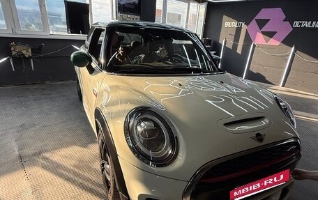 MINI Hatch, 2019 год, 2 700 000 рублей, 9 фотография