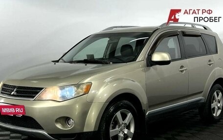 Mitsubishi Outlander III рестайлинг 3, 2007 год, 645 000 рублей, 2 фотография