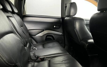 Mitsubishi Outlander III рестайлинг 3, 2007 год, 645 000 рублей, 12 фотография