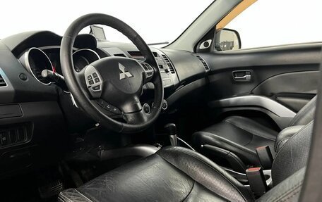 Mitsubishi Outlander III рестайлинг 3, 2007 год, 645 000 рублей, 10 фотография