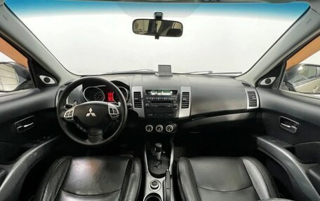 Mitsubishi Outlander III рестайлинг 3, 2007 год, 645 000 рублей, 14 фотография