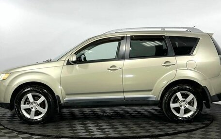 Mitsubishi Outlander III рестайлинг 3, 2007 год, 645 000 рублей, 9 фотография