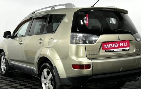 Mitsubishi Outlander III рестайлинг 3, 2007 год, 645 000 рублей, 8 фотография