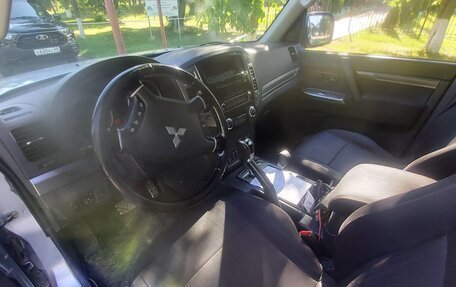 Mitsubishi Pajero IV, 2015 год, 1 991 000 рублей, 8 фотография
