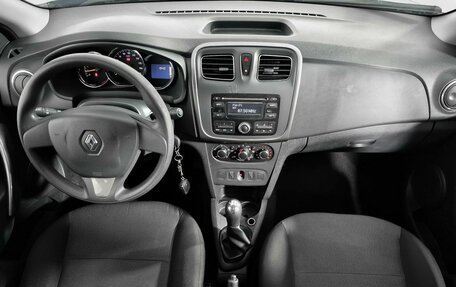 Renault Logan II, 2015 год, 849 000 рублей, 14 фотография