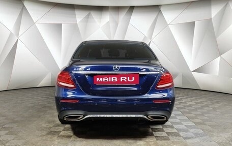 Mercedes-Benz E-Класс, 2020 год, 3 495 000 рублей, 8 фотография