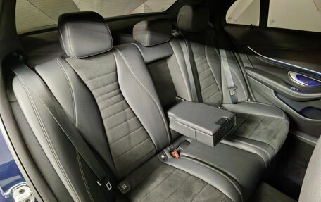 Mercedes-Benz E-Класс, 2020 год, 3 495 000 рублей, 17 фотография