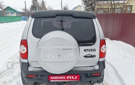 Chevrolet Niva I рестайлинг, 2018 год, 700 000 рублей, 2 фотография