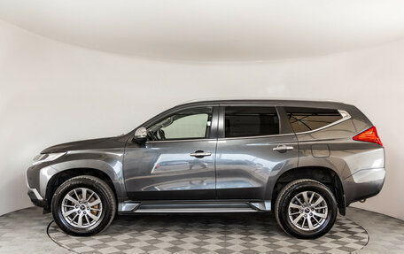 Mitsubishi Pajero Sport III рестайлинг, 2018 год, 3 199 000 рублей, 9 фотография