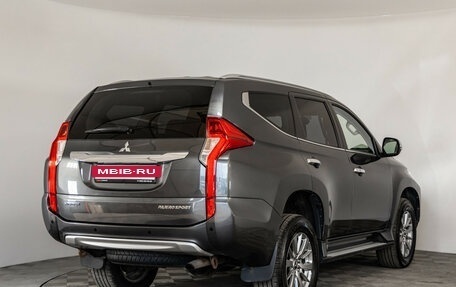 Mitsubishi Pajero Sport III рестайлинг, 2018 год, 3 199 000 рублей, 6 фотография