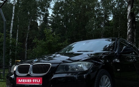 BMW 3 серия, 2011 год, 1 029 000 рублей, 1 фотография