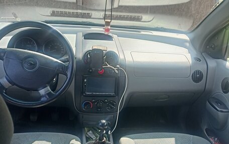 Chevrolet Aveo III, 2004 год, 180 000 рублей, 10 фотография
