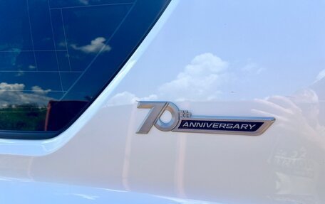 Toyota Land Cruiser Prado 150 рестайлинг 2, 2021 год, 6 400 000 рублей, 5 фотография