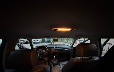 BMW 3 серия, 2011 год, 1 029 000 рублей, 13 фотография