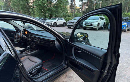 BMW 3 серия, 2011 год, 1 029 000 рублей, 16 фотография