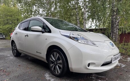 Nissan Leaf I, 2016 год, 1 250 000 рублей, 3 фотография