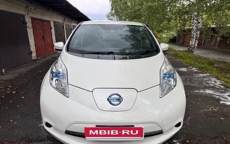Nissan Leaf I, 2016 год, 1 250 000 рублей, 2 фотография