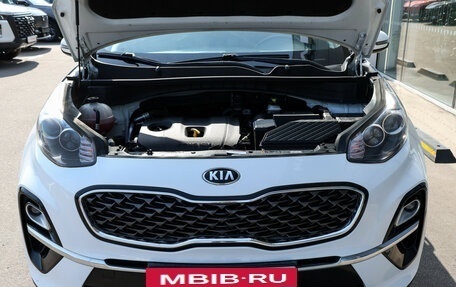 KIA Sportage IV рестайлинг, 2018 год, 2 098 000 рублей, 10 фотография