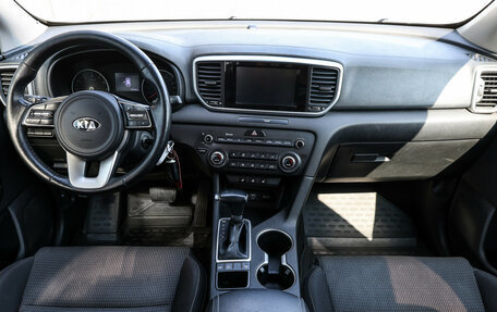 KIA Sportage IV рестайлинг, 2018 год, 2 098 000 рублей, 15 фотография