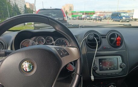 Alfa Romeo MiTo I рестайлинг 2, 2014 год, 1 400 000 рублей, 8 фотография