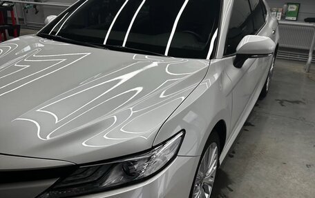 Toyota Camry, 2020 год, 3 549 999 рублей, 2 фотография