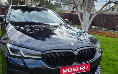 BMW 5 серия, 2021 год, 4 960 000 рублей, 1 фотография