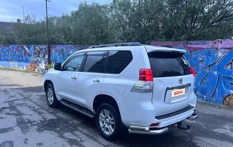 Toyota Land Cruiser Prado 150 рестайлинг 2, 2013 год, 2 750 000 рублей, 8 фотография