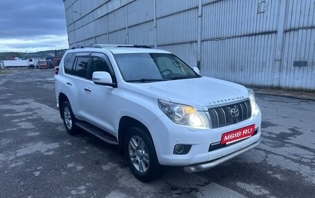 Toyota Land Cruiser Prado 150 рестайлинг 2, 2013 год, 2 750 000 рублей, 2 фотография