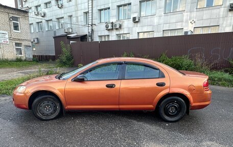 Dodge Stratus II, 2004 год, 300 000 рублей, 5 фотография