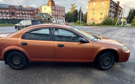 Dodge Stratus II, 2004 год, 300 000 рублей, 8 фотография