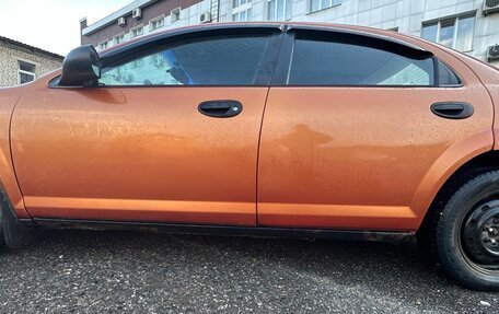 Dodge Stratus II, 2004 год, 300 000 рублей, 14 фотография