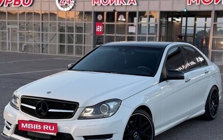 Mercedes-Benz C-Класс, 2012 год, 1 800 000 рублей, 4 фотография