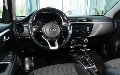 KIA Rio IV, 2020 год, 1 678 000 рублей, 6 фотография