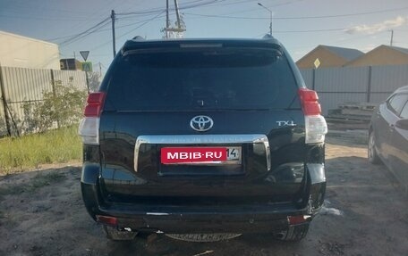 Toyota Land Cruiser Prado 150 рестайлинг 2, 2011 год, 2 500 000 рублей, 4 фотография