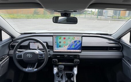Toyota RAV4, 2026 год, 4 100 000 рублей, 29 фотография