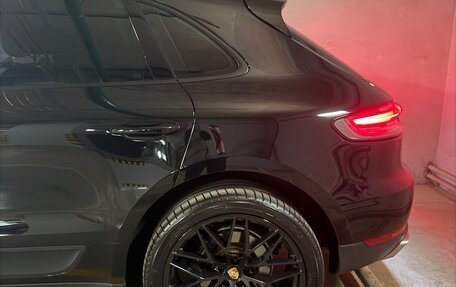 Porsche Macan I рестайлинг, 2019 год, 5 000 000 рублей, 4 фотография