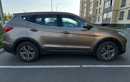 Hyundai Santa Fe III рестайлинг, 2013 год, 1 700 000 рублей, 3 фотография
