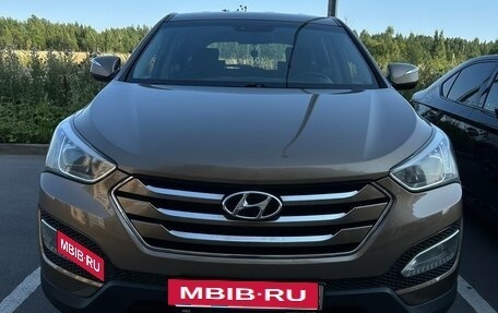 Hyundai Santa Fe III рестайлинг, 2013 год, 1 700 000 рублей, 2 фотография