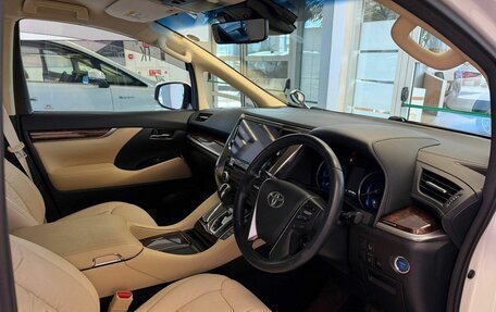 Toyota Alphard III, 2018 год, 3 500 000 рублей, 9 фотография