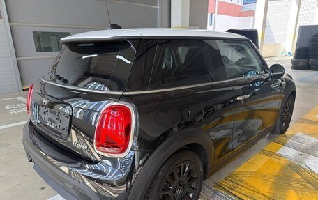 MINI Clubman, 2023 год, 2 190 099 рублей, 3 фотография