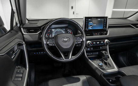 Toyota RAV4, 2020 год, 3 160 000 рублей, 7 фотография