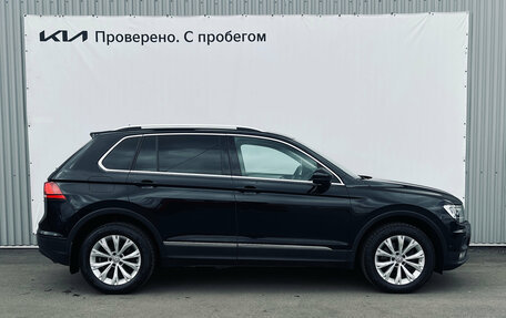 Volkswagen Tiguan II, 2018 год, 1 990 000 рублей, 3 фотография