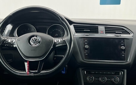 Volkswagen Tiguan II, 2018 год, 1 990 000 рублей, 12 фотография