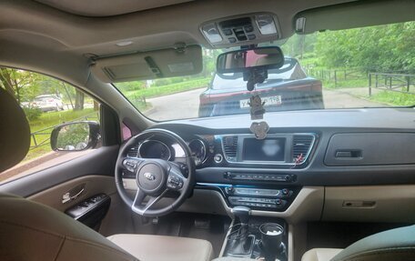 KIA Carnival III, 2018 год, 2 930 000 рублей, 7 фотография