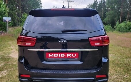 KIA Carnival III, 2018 год, 2 930 000 рублей, 3 фотография