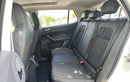 Volkswagen T-Cross I, 2023 год, 1 572 990 рублей, 17 фотография