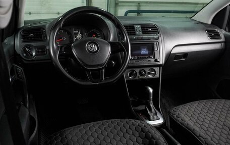 Volkswagen Polo VI (EU Market), 2017 год, 1 139 000 рублей, 6 фотография